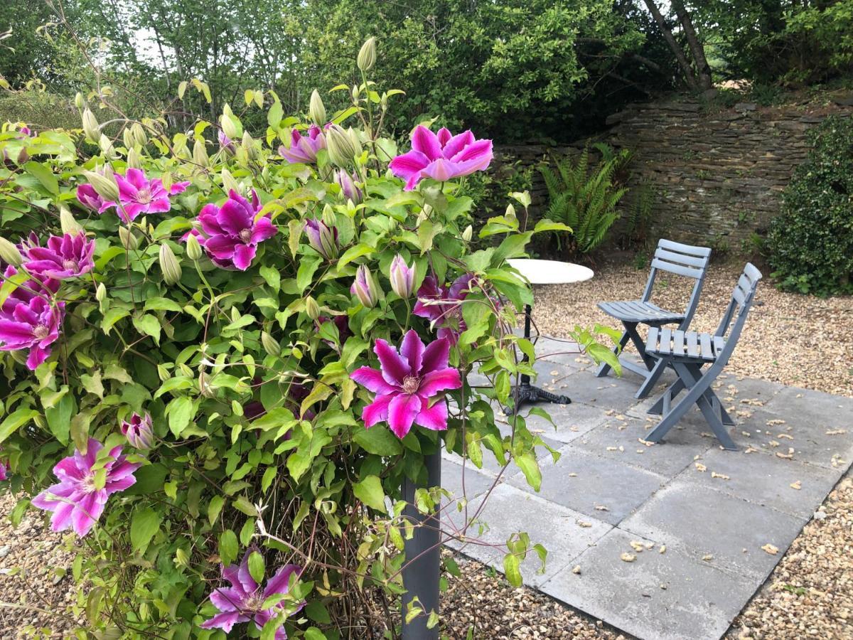 The Lotus. Romantic, Rural Hideaway Near Huelgoat Loqueffret Eksteriør billede